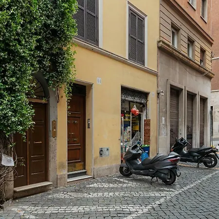 Charming Flat Up To 4 Guest, 2mins To San Peter Appartement